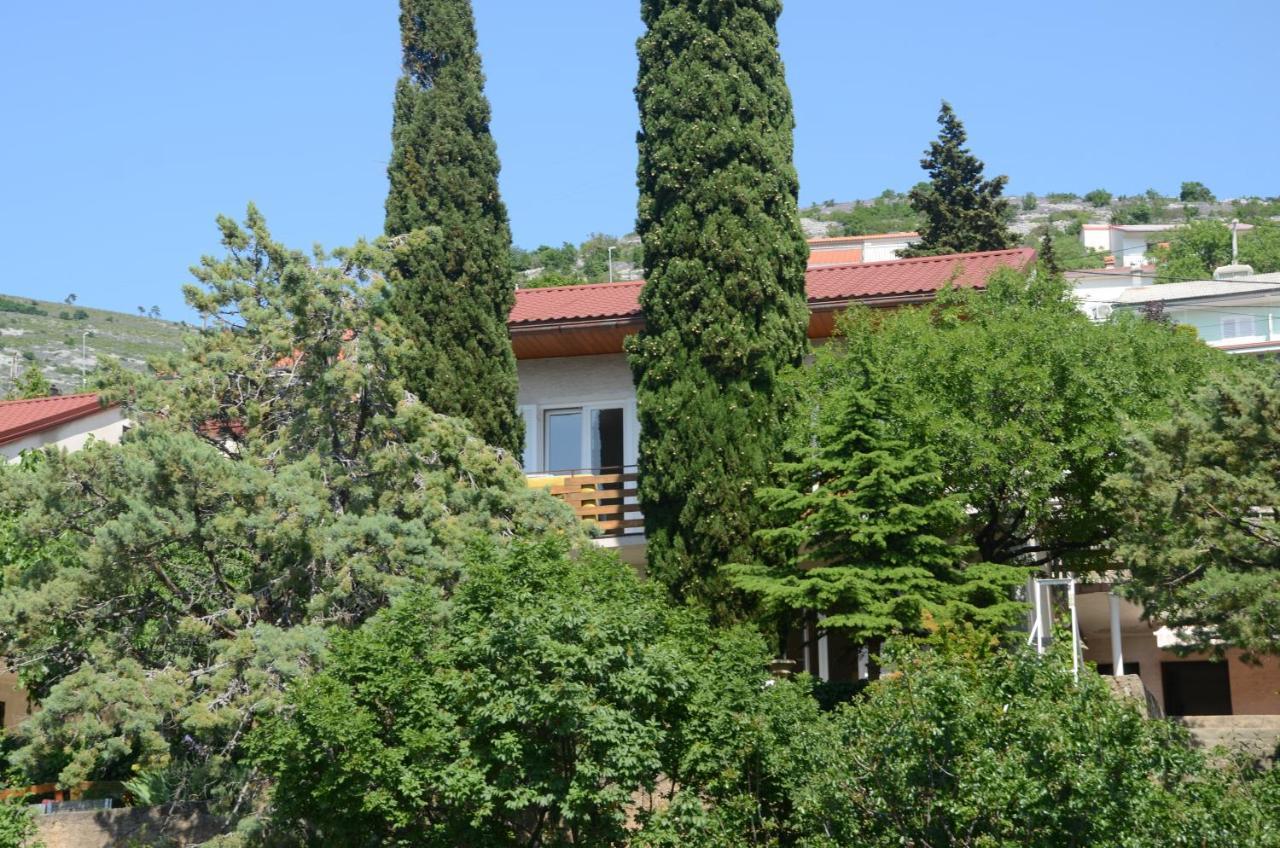 Appartement Corina & Franco à Senj  Extérieur photo